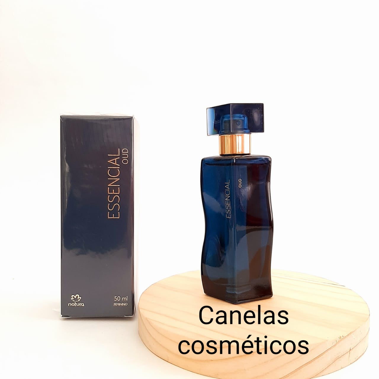 EAU DE PARFUM ESSENCIAL OUD FEMININO NATURA -100ML - COSMÉTICO