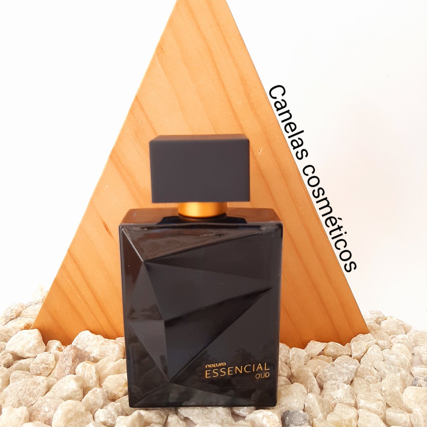 ESSENCIAL OUD NATURA MASCULINO EAU DE TOILETTE 100 ML